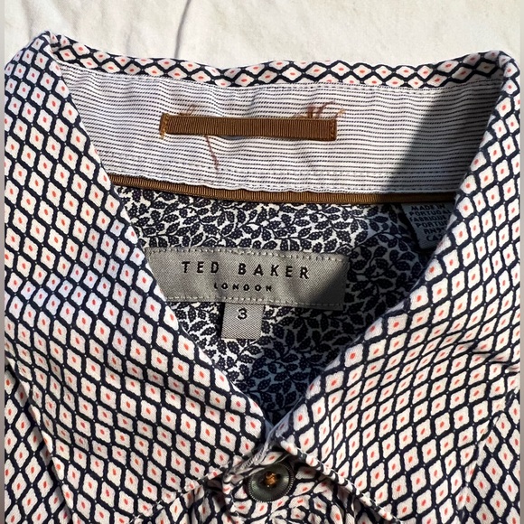 Ted Baker London Short Sleeved Button Up - Size 3 - Picture 2 of 4